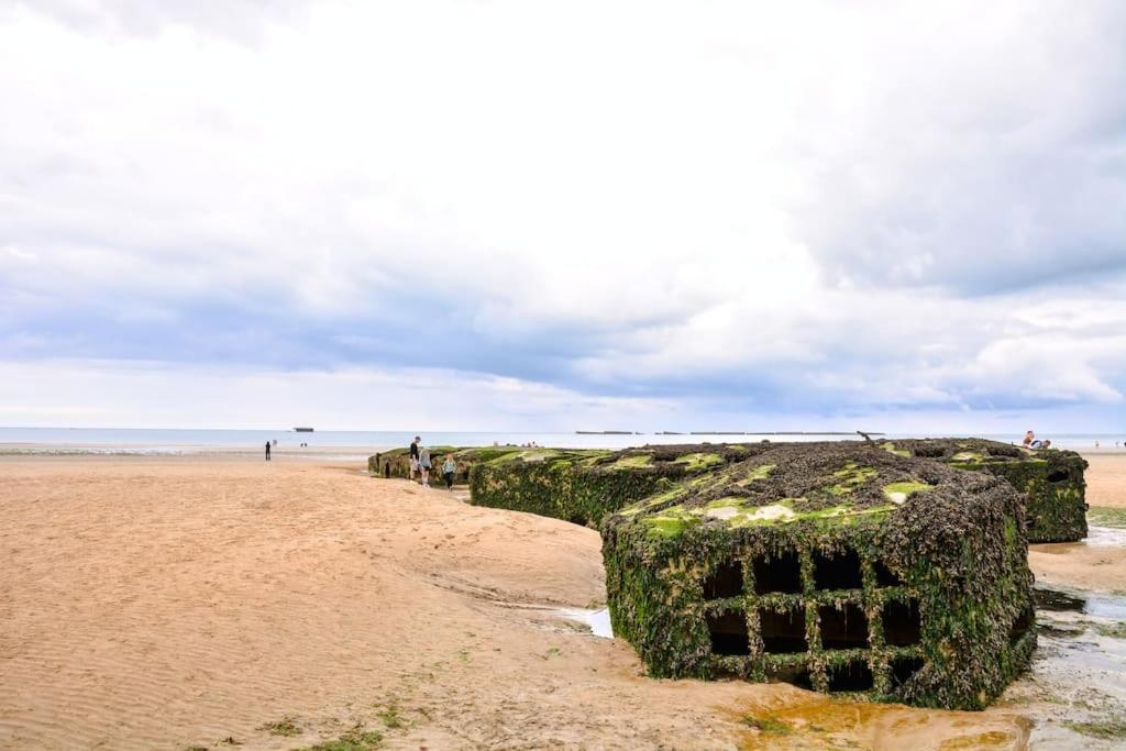 Le Joffre - Studio Sur La Digue En Centre Ville Arromanches-les-Bains Eksteriør bilde