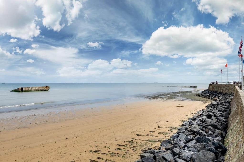 Le Joffre - Studio Sur La Digue En Centre Ville Arromanches-les-Bains Eksteriør bilde